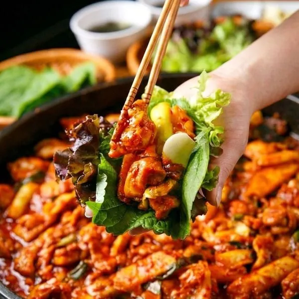 [APP전용][3인분+3인분] 대용량 우리집 춘천식 왕 닭갈비 750G X 2팩