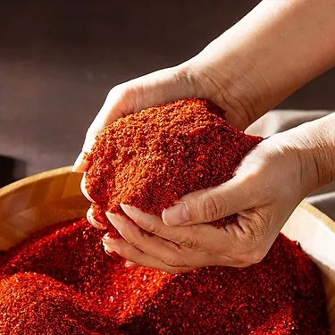 국내산 고춧가루 1kg(500gx2팩) 보통매운맛 / HACCP인증 | 톡딜