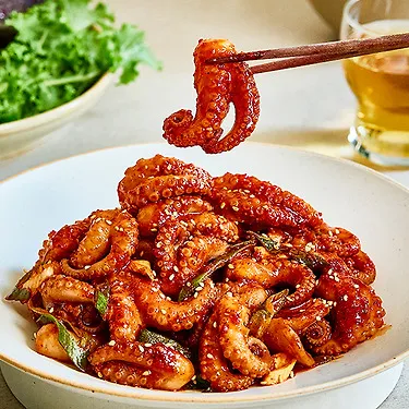 홍대쭈꾸미 300g 6팩 500g 4팩 수제양념 쭈꾸미볶음 냉동간편식 | 톡딜