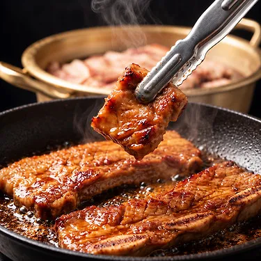 뼈 없는 흑돼지 단짠 삼겹갈비 600g 외 2팩 3팩 | 톡딜