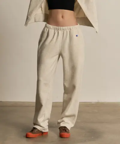 [챔피온] (CHAMPION) C로고 스트레이트 스웨트 팬츠 Cream